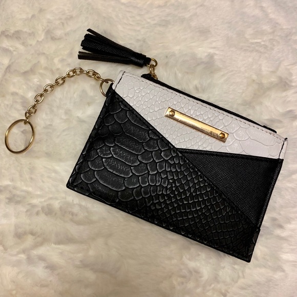 Accessories - Keychain wallet (card holder)